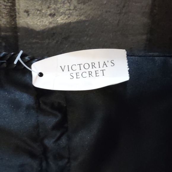 Victoria's secret satin heart rhinestone lingerie bag - Picture 6 of 8